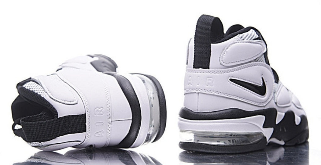 Les baskets Nike Air Uptempo combinent style audacieux et innovation. Leur design emblématique et leurs lettres surdimensionnées . Pas cher. Le moins cher.