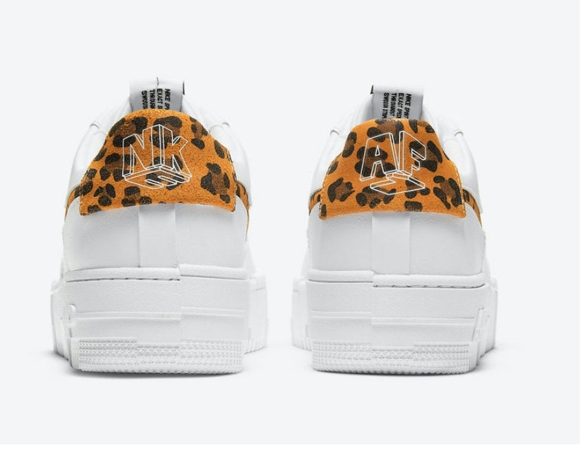 Les baskets Nike Air Force 1 Pixel allient style et performance, créant une expérience unique. Leur design audacieux.pas cher. Le moins cher.