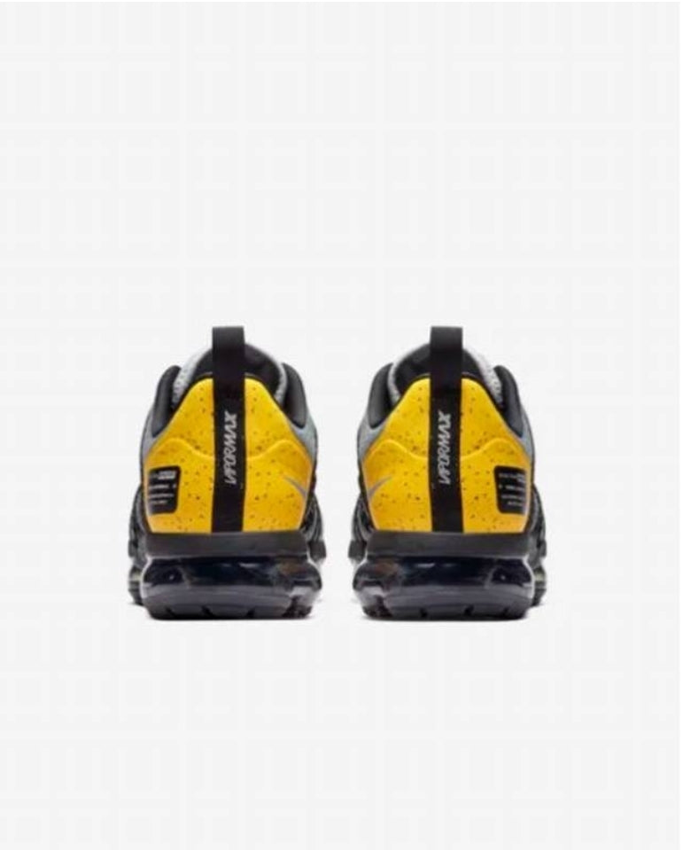 Les baskets Nike Vapormax 2018-2019 incarnent un style audacieux et une performance inégalée, design avant-gardiste 
.pas cher. Le moins cher.