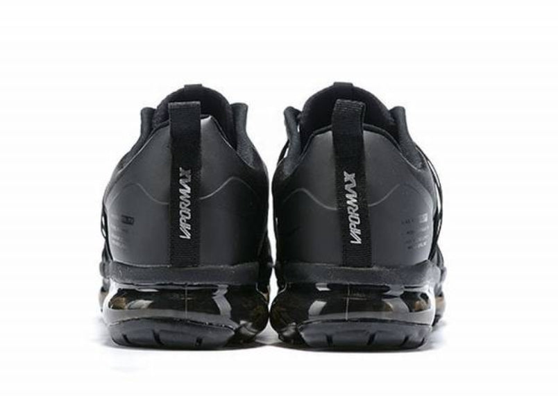 Les baskets Nike Vapormax 2018-2019 incarnent un style audacieux et une performance inégalée, design avant-gardiste 
.pas cher. Le moins cher.