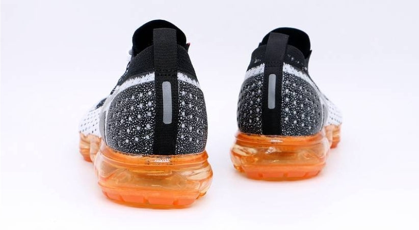 Les baskets Nike Vapormax 2018-2019 incarnent un style audacieux et une performance inégalée, design avant-gardiste 
.pas cher. Le moins cher.