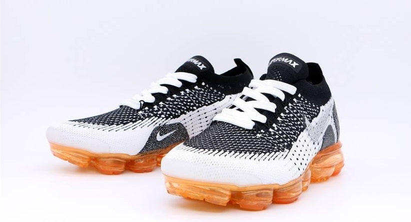 Les baskets Nike Vapormax 2018-2019 incarnent un style audacieux et une performance inégalée, design avant-gardiste 
.pas cher. Le moins cher.