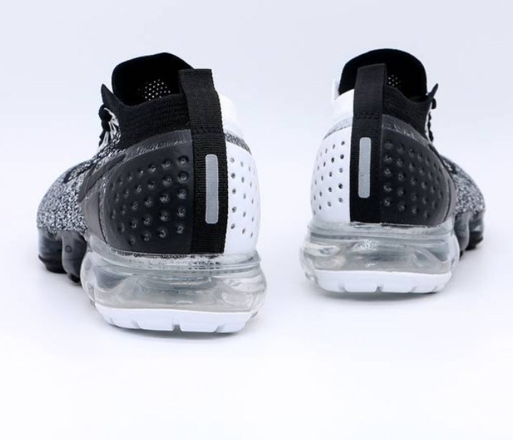 Les baskets Nike Vapormax 2018-2019 incarnent un style audacieux et une performance inégalée, design avant-gardiste 
.pas cher. Le moins cher.