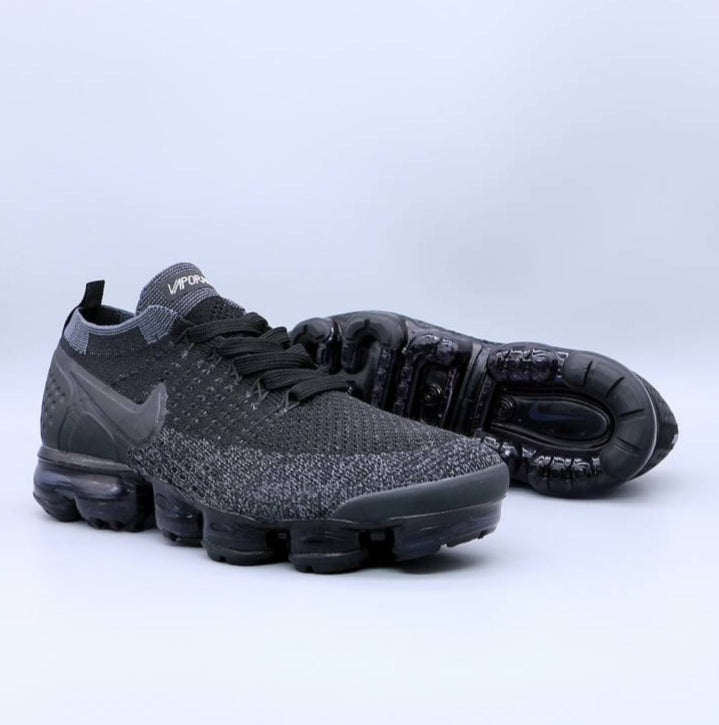 Les baskets Nike Vapormax 2018-2019 incarnent un style audacieux et une performance inégalée, design avant-gardiste 
.pas cher. Le moins cher.