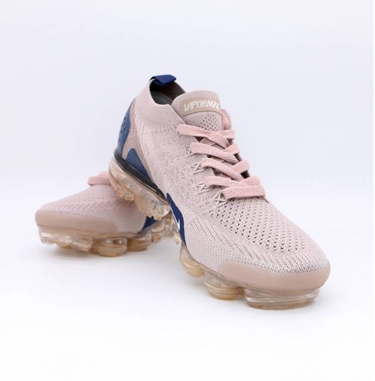 Les baskets Nike Vapormax 2018-2019 incarnent un style audacieux et une performance inégalée, design avant-gardiste
.pas cher. Le moins cher.