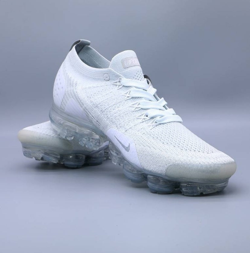 Les baskets Nike Vapormax 2018-2019 incarnent un style audacieux et une performance inégalée, design avant-gardiste
.pas cher. Le moins cher.