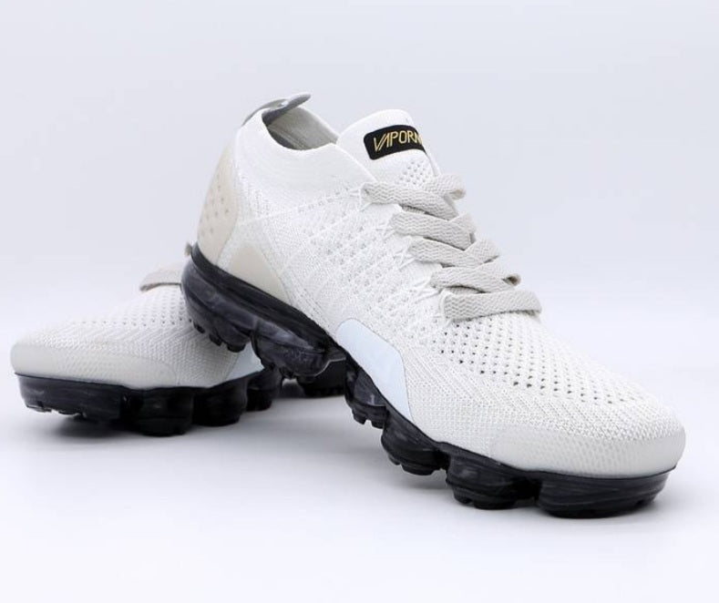 Les baskets Nike Vapormax 2018-2019 incarnent un style audacieux et une performance inégalée, design avant-gardiste 
.pas cher. Le moins cher.