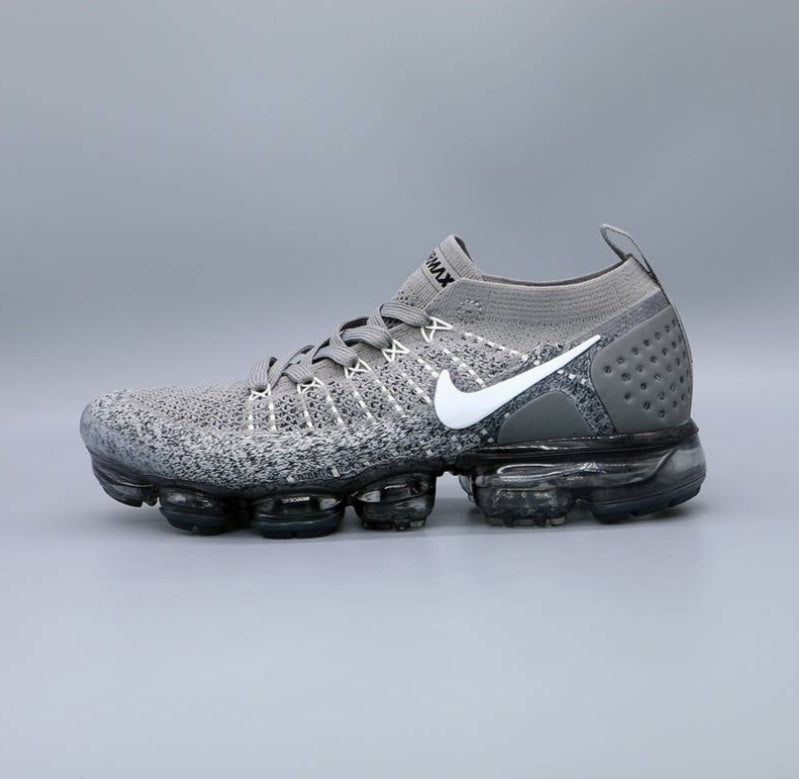 Les baskets Nike Vapormax 2018-2019 incarnent un style audacieux et une performance inégalée, design avant-gardiste
.pas cher. Le moins cher.