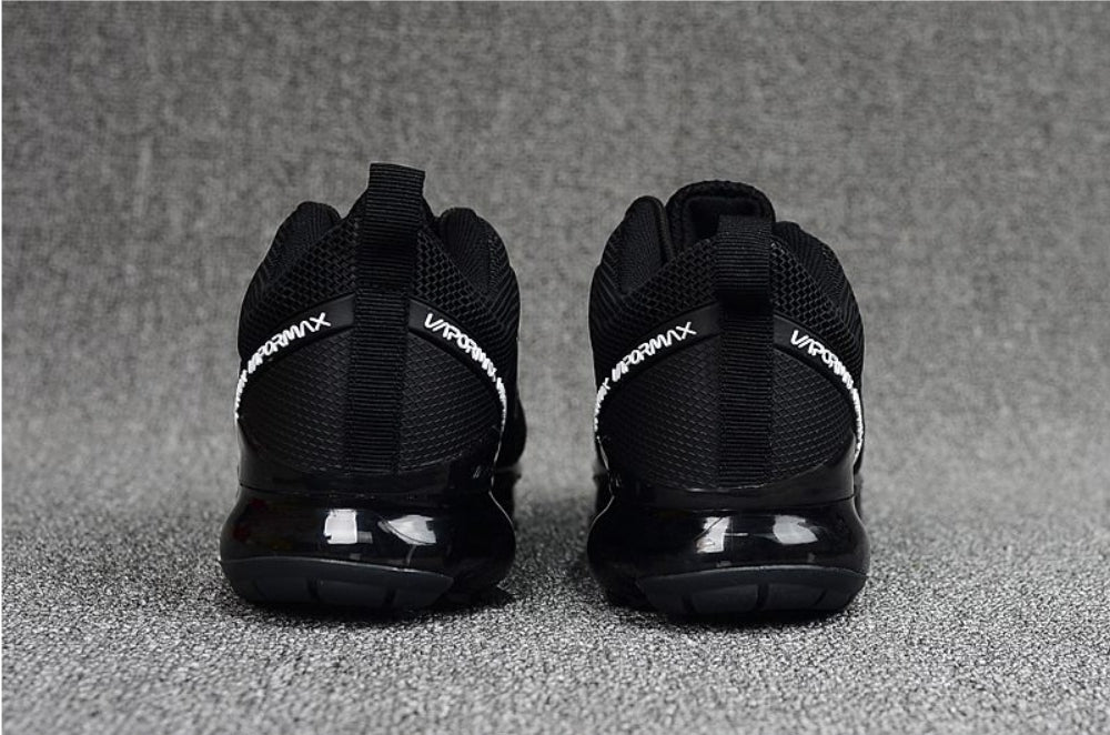 Les baskets Nike Vapormax 2018-2019 incarnent un style audacieux et une performance inégalée, design avant-gardiste 
.pas cher. Le moins cher.