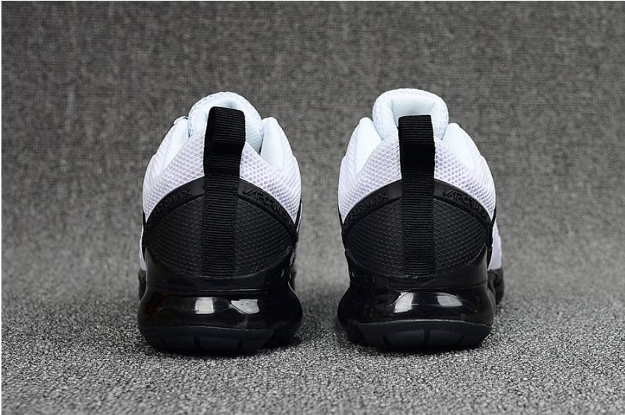 Les baskets Nike Vapormax 2018-2019 incarnent un style audacieux et une performance inégalée, design avant-gardiste 
.pas cher. Le moins cher.