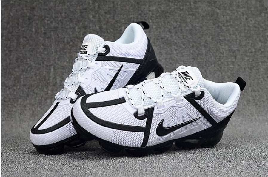 Les baskets Nike Vapormax 2018-2019 incarnent un style audacieux et une performance inégalée, design avant-gardiste
.pas cher. Le moins cher.