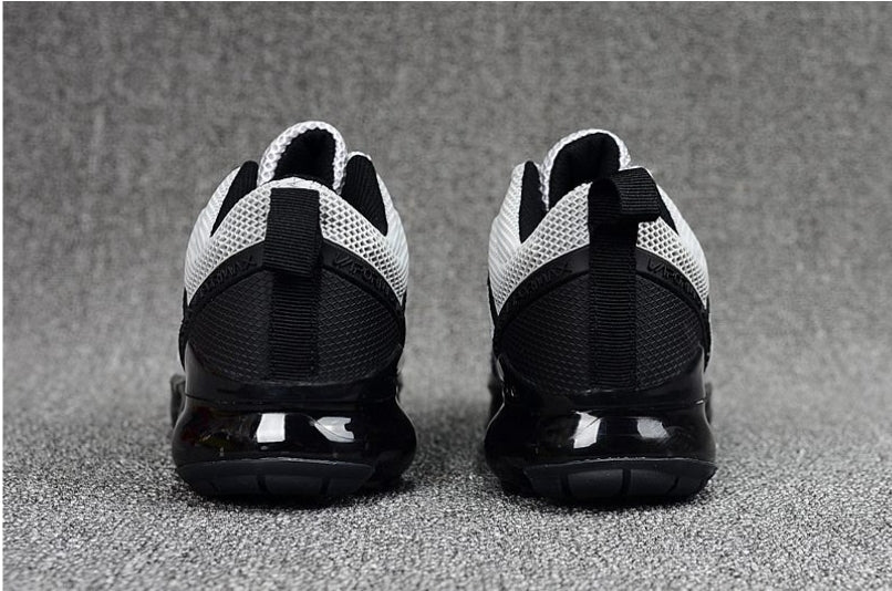 Les baskets Nike Vapormax 2018-2019 incarnent un style audacieux et une performance inégalée, design avant-gardiste 
.pas cher. Le moins cher.