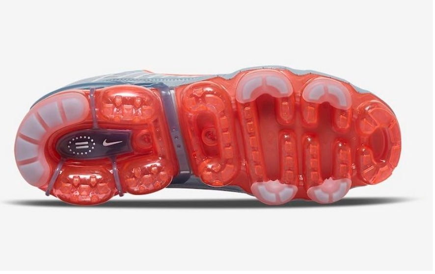 Les baskets Nike Air VaporMax 360 combinent un style rétro et  modernes. Leur design inspiré des années 2000 et leur. Pas cher.le moins Cher.