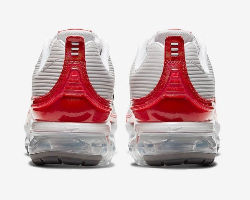 Les baskets Nike Air VaporMax 360 combinent un style rétro et des performances modernes. Leur design inspiré des années 2000 et leur. Pas cher.le moins Cher.
