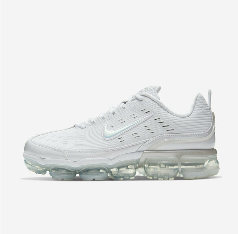 Les baskets Nike Air VaporMax 360 combinent un style rétro et  modernes. Leur design inspiré des années 2000 et leur. Pas cher.le moins Cher.