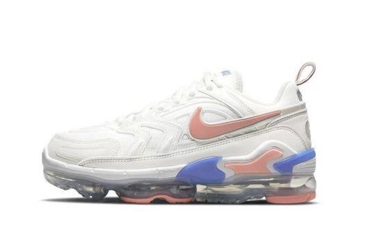 Les baskets Nike Air VaporMax 360 combinent un style rétro et  modernes. Leur design inspiré des années 2000 et leur. Pas cher.le moins Cher.