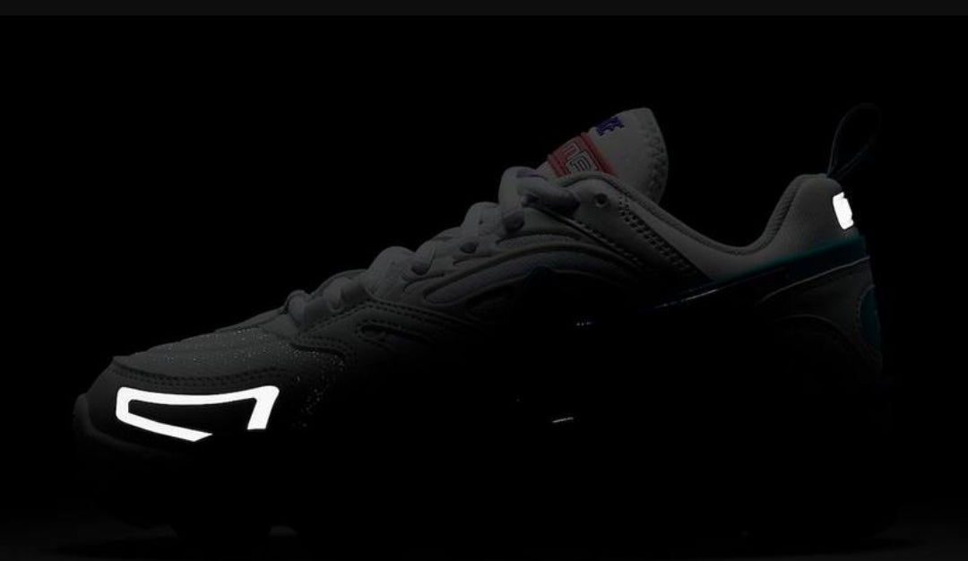 Les baskets Nike Air VaporMax 360 combinent un style rétro et  modernes. Leur design inspiré des années 2000 et leur. Pas cher.le moins Cher.