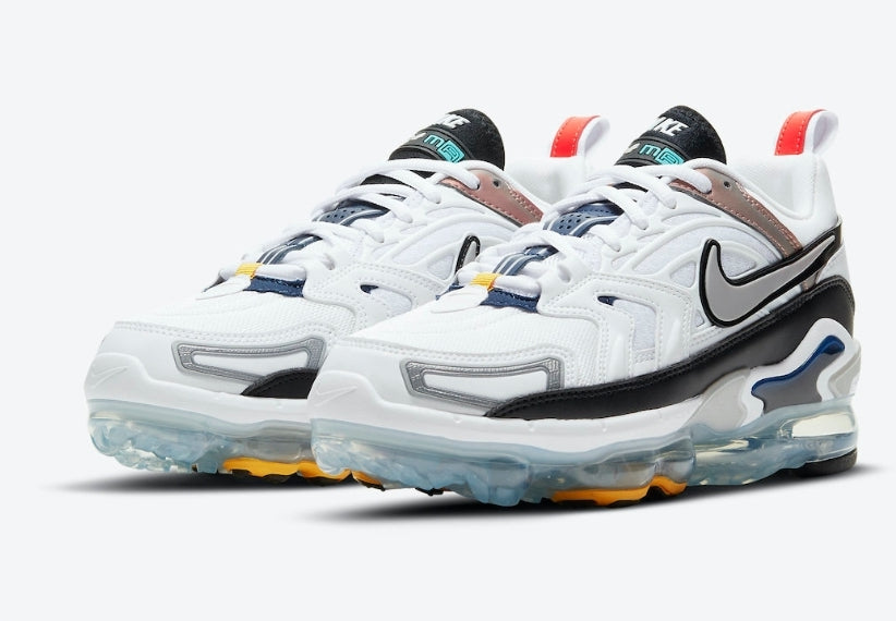 Les baskets Nike Air VaporMax 360 combinent un style rétro et  modernes. Leur design inspiré des années 2000 et leur. Pas cher.le moins Cher.