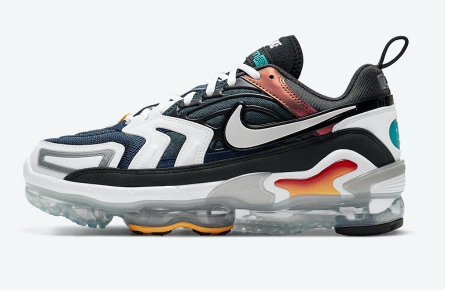 Les baskets Nike Air VaporMax 360 combinent un style rétro et  modernes. Leur design inspiré des années 2000 et leur. Pas cher.le moins Cher.