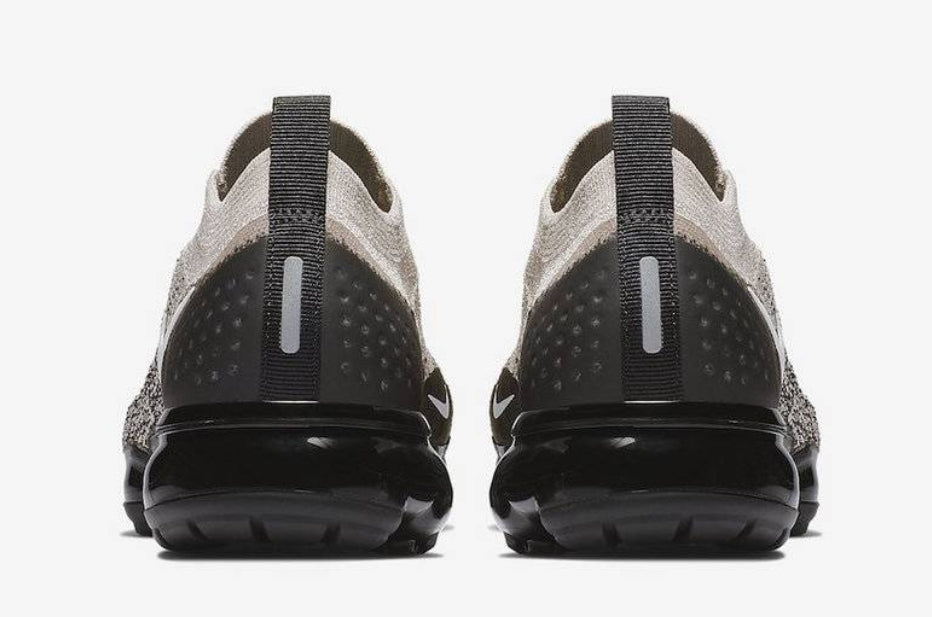 Nike Air VaporMax Moc 2
Moon Particle