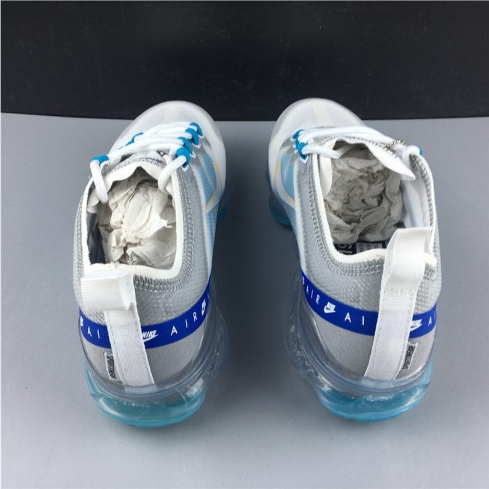 Les baskets Nike Vapormax 2018-2019 incarnent un style audacieux et une performance inégalée, design avant-gardiste
.pas cher. Le moins cher.