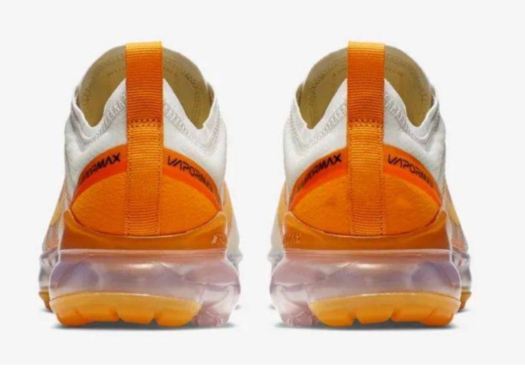 Nike Air VaporMax 2019
White Orange Peel