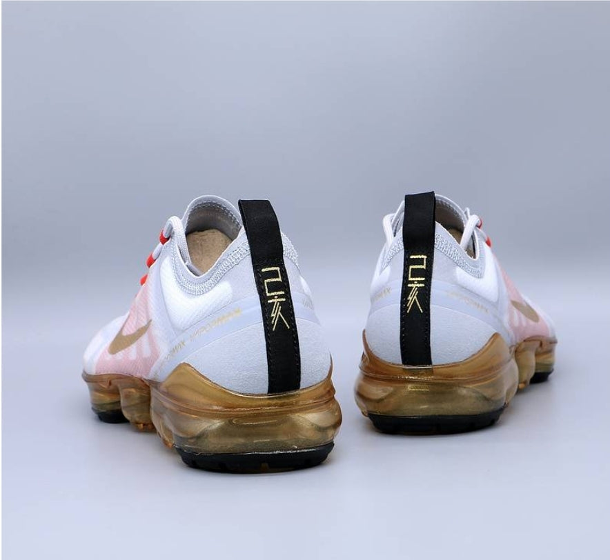 Les baskets Nike Vapormax 2018-2019 incarnent un style audacieux et une performance inégalée, design avant-gardiste 
.pas cher. Le moins cher.