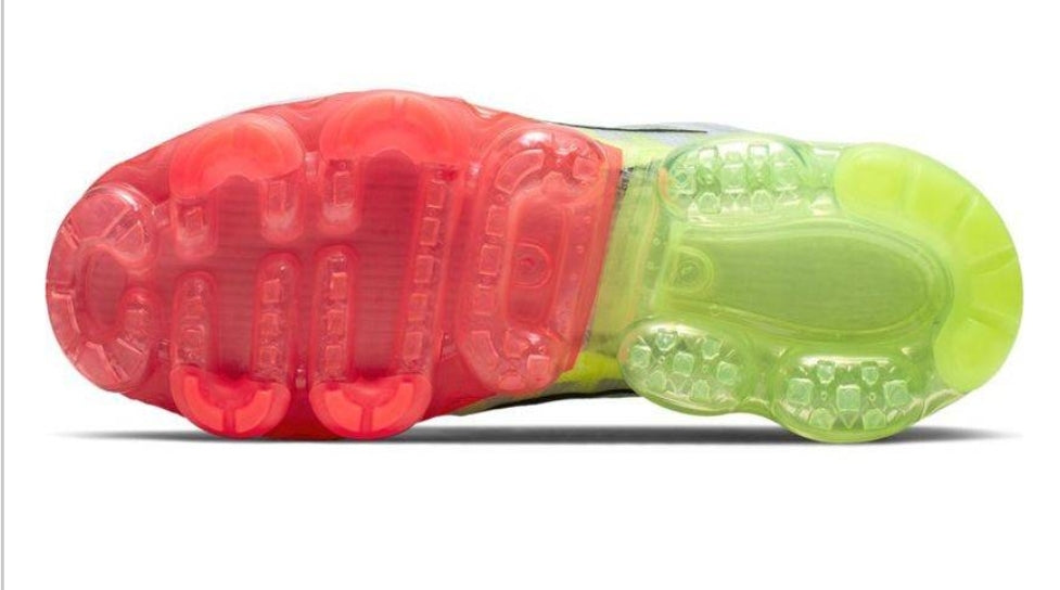 Nike Air VaporMax 2019
Retro Future Pure Platinum Volt