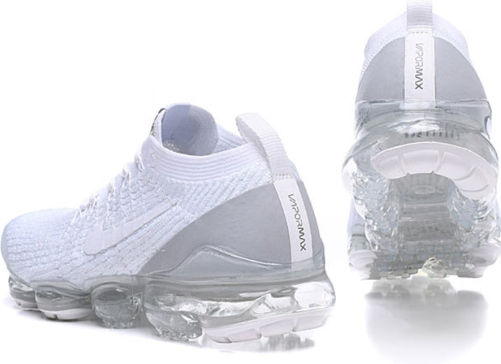 Nike Air VaporMax Flyknit 3
White Pure Platinum