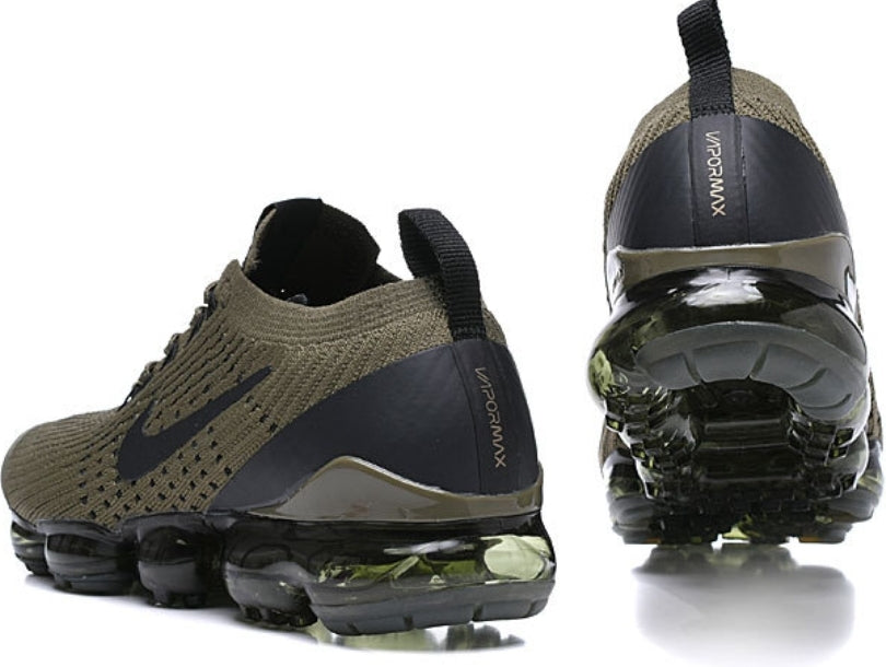 Les baskets Nike Vapormax 2018-2019 incarnent un style audacieux et une performance inégalée, design avant-gardiste 
.pas cher. Le moins cher.