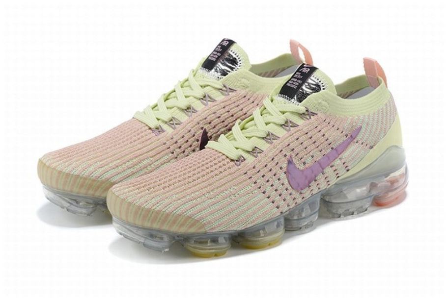 Les baskets Nike Vapormax 3.0 allient style moderne.design épuré et innovant attire l'attention de tous.pas cher. Le moins cher.