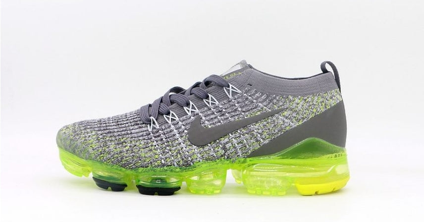 Les baskets Nike Vapormax 3.0 allient style moderne.design épuré et innovant attire l'attention de tous.pas cher. Le moins cher.