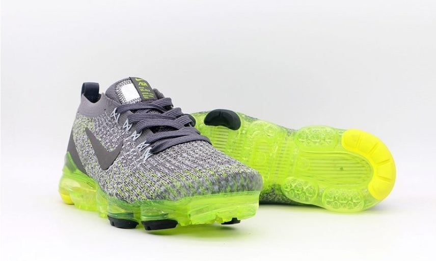 Les baskets Nike Vapormax 3.0 allient style moderne.design épuré et innovant attire l'attention de tous.pas cher. Le moins cher.