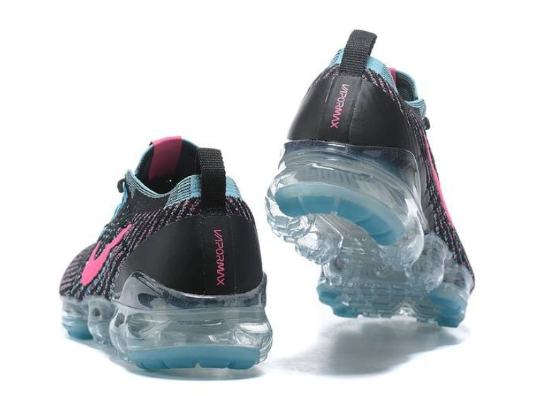 Les baskets Nike Vapormax 3.0 allient style moderne.design épuré et innovant attire l'attention de tous.pas cher. Le moins cher.