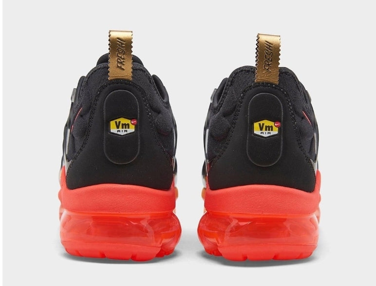 Les baskets Nike Tn Air VaporMax Plus combinent un style audacieux et des performances avancées. Leur design unique et leur technologie innovante séduisent les passionnés de mode.pas cher.le moins cher.