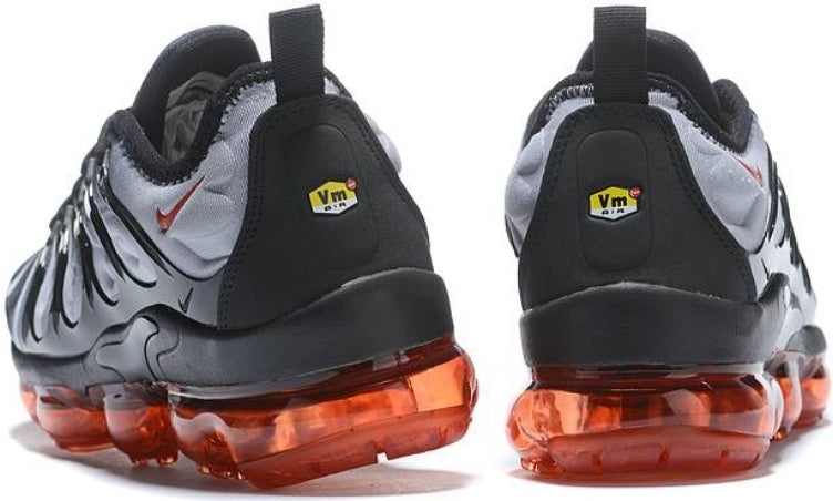 Les baskets Nike Tn Air VaporMax Plus combinent un style audacieux et des performances avancées. design unique innovante.de mode.pas cher.le moins cher.