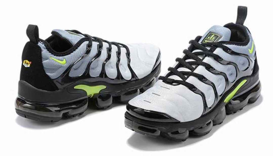 Les baskets Nike Tn Air VaporMax Plus combinent un style audacieux et des performances avancées. design unique innovante.de mode.pas cher.le moins cher.