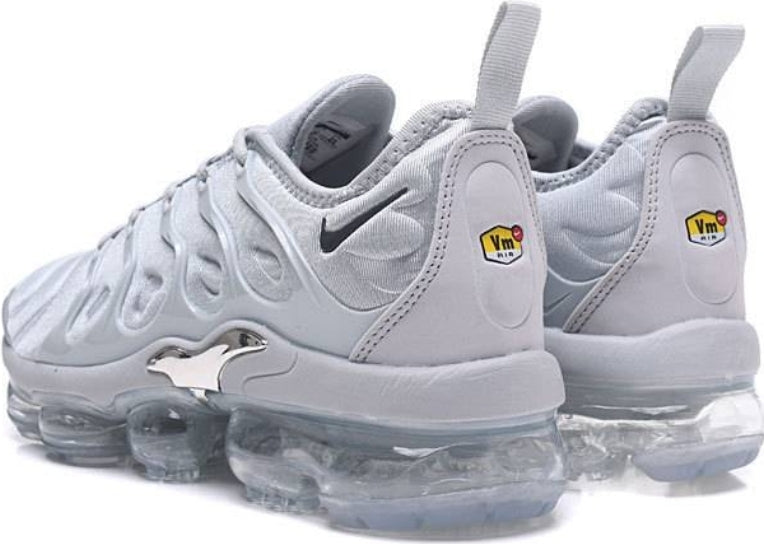 Les baskets Nike Tn Air VaporMax Plus combinent un style audacieux et des performances avancées. design unique innovante.de mode.pas cher.le moins cher.