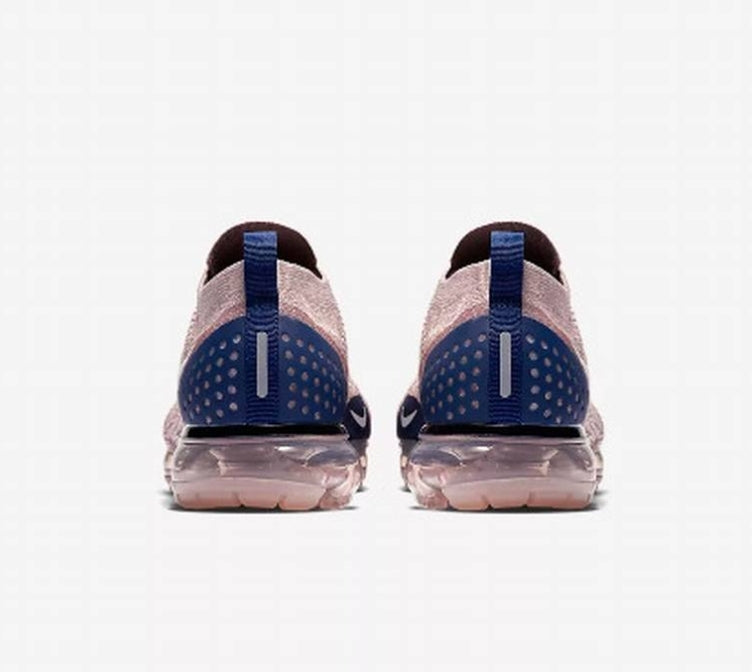 Les baskets Nike Vapormax 2018-2019 incarnent un style audacieux et une performance inégalée, design avant-gardiste 
.pas cher. Le moins cher.