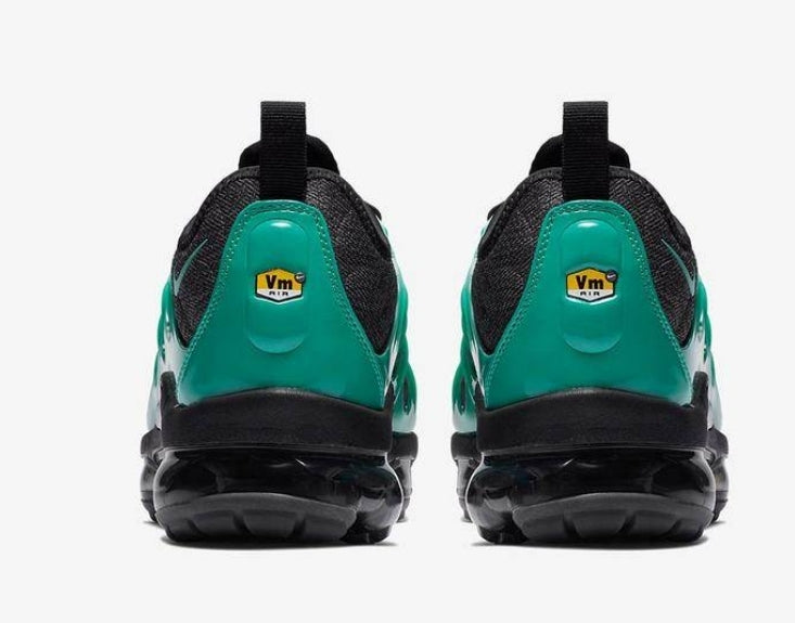 Les baskets Nike Tn Air VaporMax Plus combinent un style audacieux et des performances avancées. design unique innovante.de mode.pas cher.le moins cher.