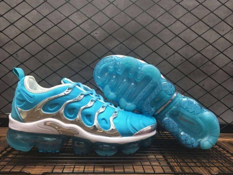 Les baskets Nike Tn Air VaporMax Plus combinent un style audacieux et des performances avancées. design unique innovante.de mode.pas cher.le moins cher.