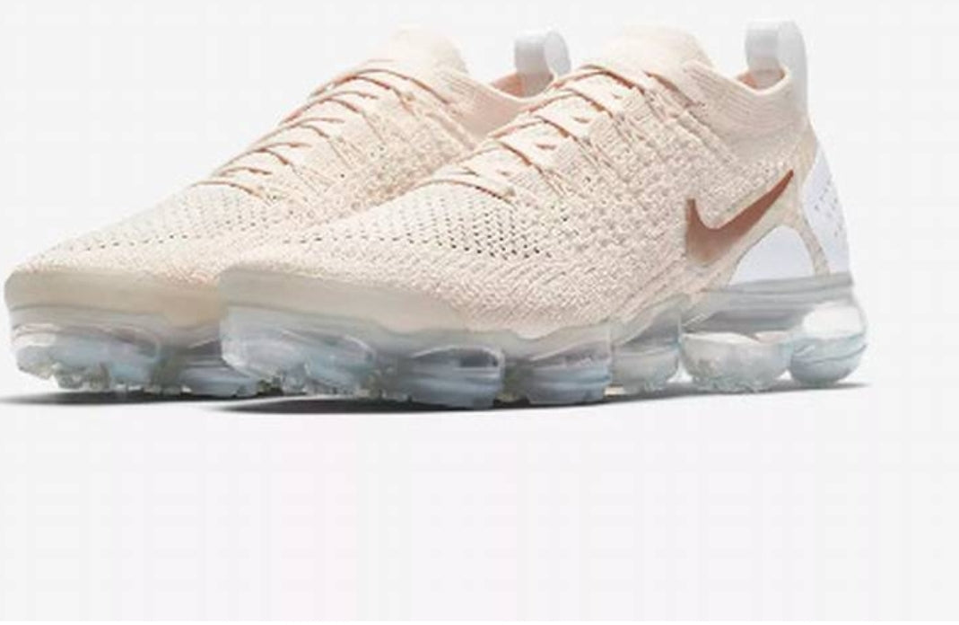 Les baskets Nike Vapormax 2018-2019 incarnent un style audacieux et une performance inégalée, design avant-gardiste
.pas cher. Le moins cher.
