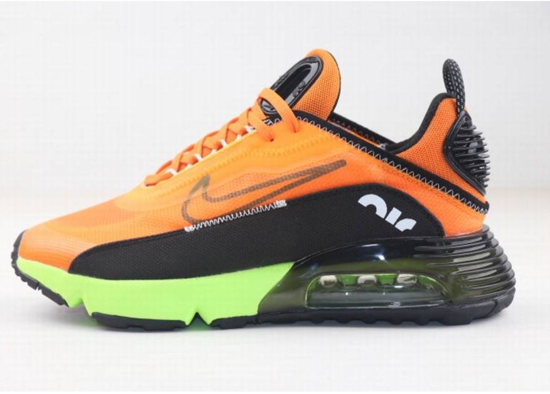 Les baskets Nike Air Max 2090 allient un style futuriste et une innovation technique avancée. Leur design audacieux.pas cher. Le moins cher.