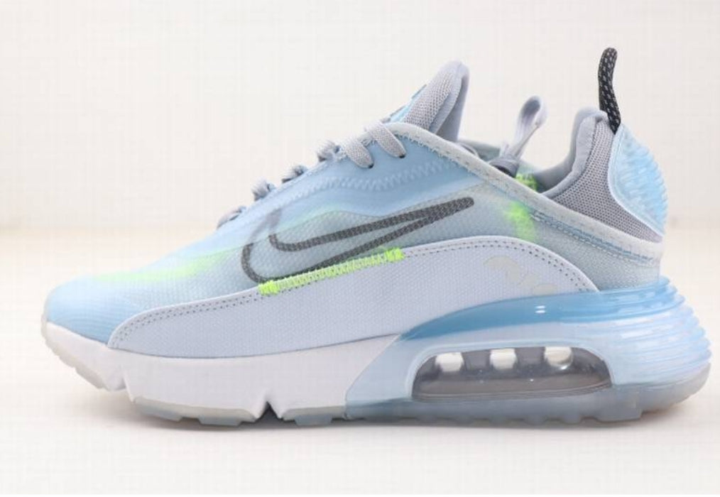 Les baskets Nike Air Max 2090 allient un style futuriste et une innovation technique avancée. Leur design audacieux.pas cher. Le moins cher.