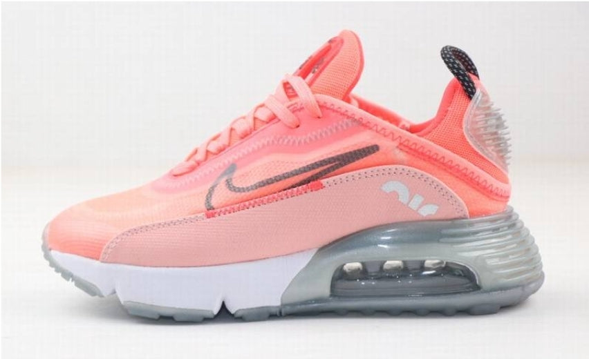 Les baskets Nike Air Max 2090 allient un style futuriste et une innovation technique avancée. Leur design audacieux.pas cher. Le moins cher.