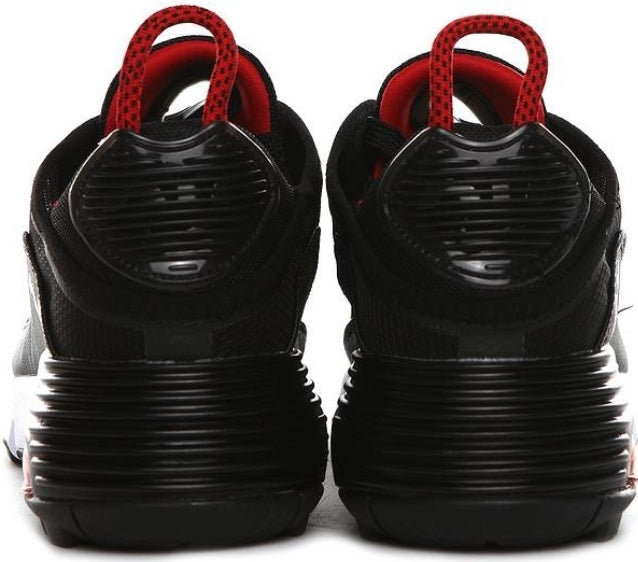 Les baskets Nike Air Max 2090 allient un style futuriste et une innovation technique avancée. Leur design audacieux.pas cher. Le moins cher.