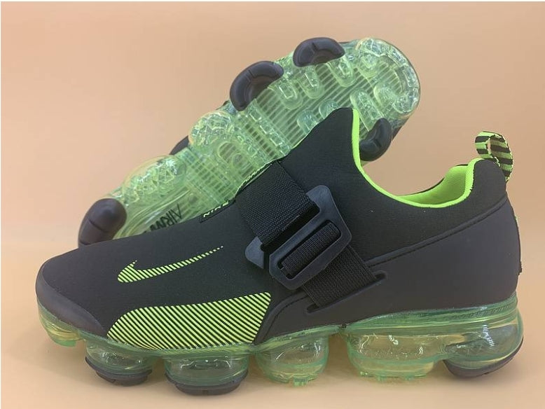 Les baskets Nike Air 2019 combinent style moderne et performance de pointe. Leur design élégant attire tous les regards. Dotées d'une empeigne en mesh respirant.pas cher. Le moins cher.