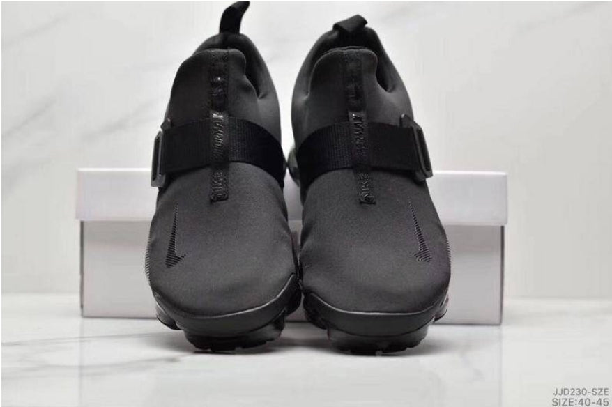 Les baskets Nike Air 2019 combinent style moderne et performance de pointe. Leur design élégant attire tous les regards. Dotées d'une empeigne en mesh respirant.pas cher. Le moins cher.