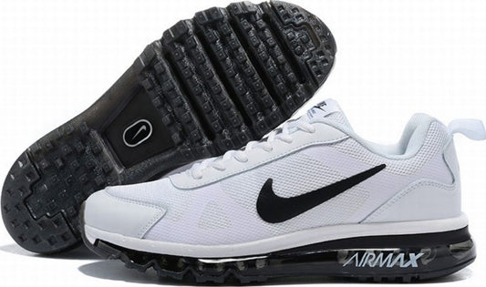 Les baskets Nike Air Shox 2020 allient style moderne et performance avancée. Leur design audacieux et innovant capte l’attention. Pas cher.le moins cher.