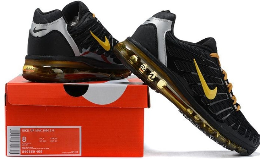 Les baskets Nike Air Shox 2020 allient style moderne et performance avancée. Leur design audacieux et innovant capte l’attention. Pas cher.le moins cher.